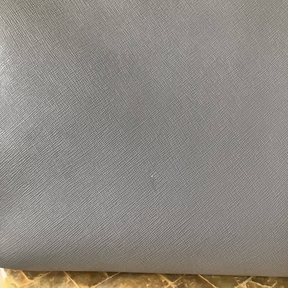 DKNY Tote Blue Gray Textured (Saffiano) Leather Brand New - Picture 5 of 10